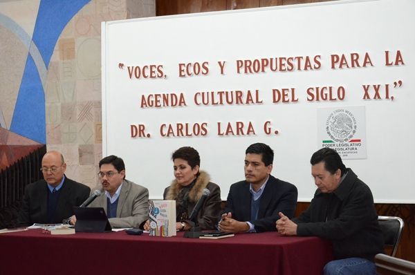 libro-voces libro-voces