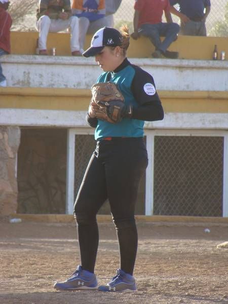 final-softbol-diana reyes