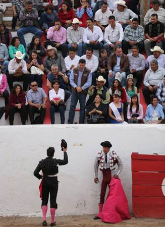 toros-juan-aldama-1