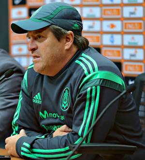 miguel-herrera miguel-herrera
