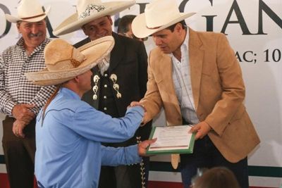 gobernador-ganaderos-4