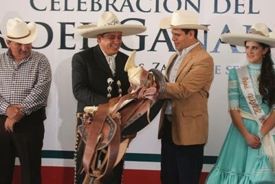 gobernador-ganaderos-5