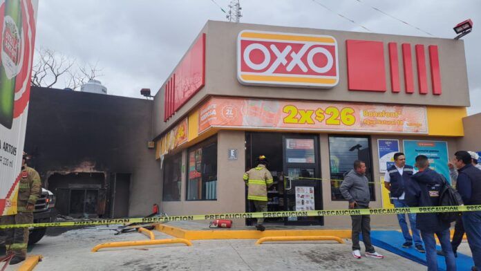 incendio-oxxo-1