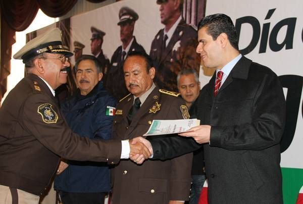 gobernador-aniversario-transito3
