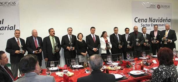 galardon-merito-empresarial-22