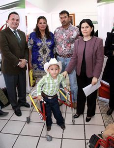 Entrega-donativos-dif-1 Entrega-donativos-dif-1