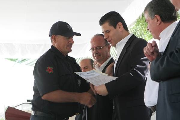 entrega-equipo-izea-2