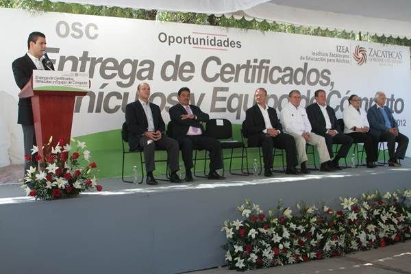 entrega-equipo-izea-6