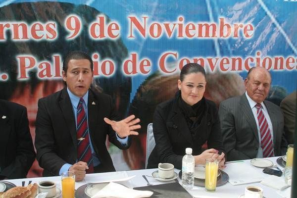 fraternidad-hombres-negocios-3