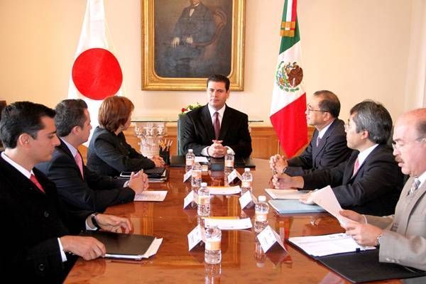 visita-embajador-japon2