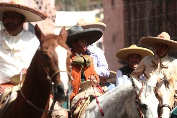 desfile-20-noviembre-2012-15
