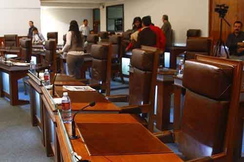 suspenden-sesion-congreso-zacatecas1 suspenden-sesion-congreso-zacatecas1
