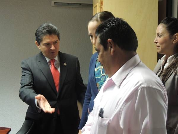 fernando-soto-acosta-secretario-finanzas5