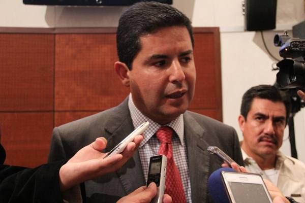 comparecencia-enrique-flores-10