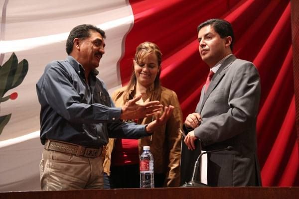 comparecencia-enrique-flores-2