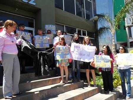 protesta-mujeres-ieez-13
