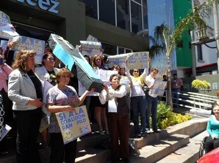 protesta-mujeres-ieez-3