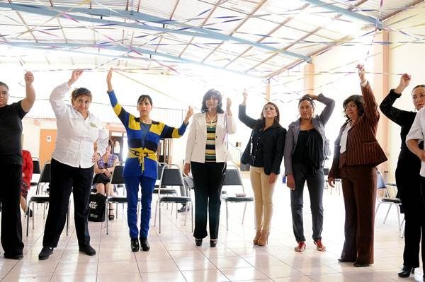 ieez-mujeres1