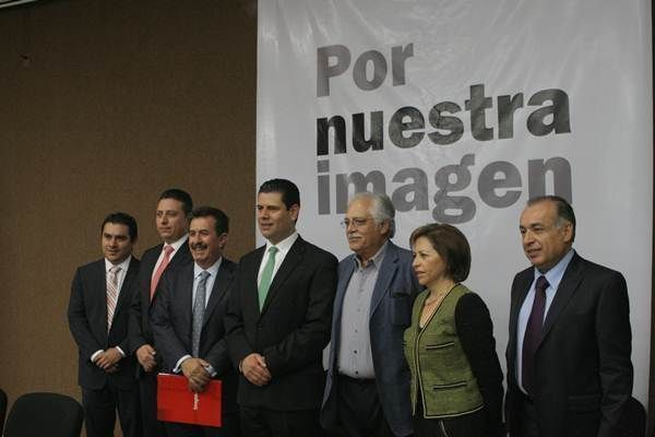 por-nuestra-imagen-4
