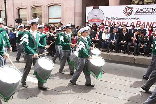 desfile-bandera-zacatecas