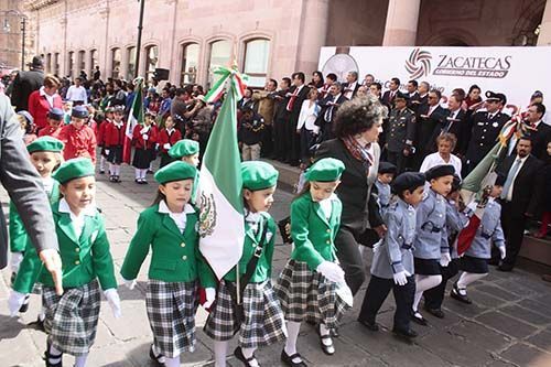desfile-bandera-zacatecas9