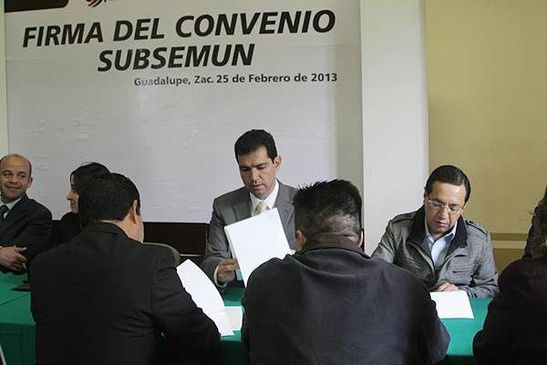 firma-convenio-subsemun-1