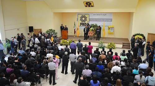 homenaje-luctuoso3