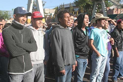 manifestacion-represion-policiaca-san-marquenos10