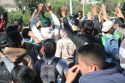 manifestacion-represion-policiaca-san-marquenos2