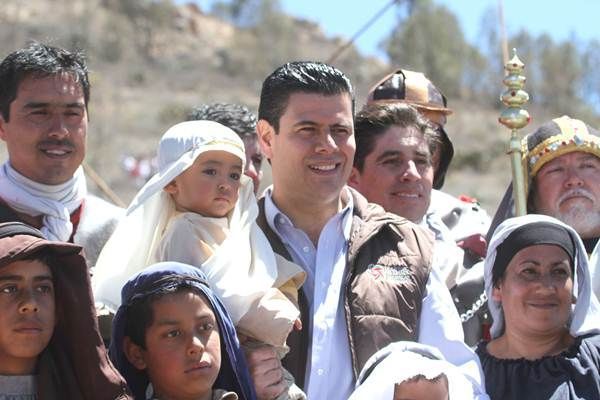 gobernador-viacrucis1