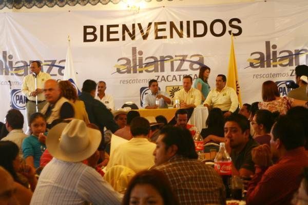 toma-protesta-candidatos-prd-pan-6