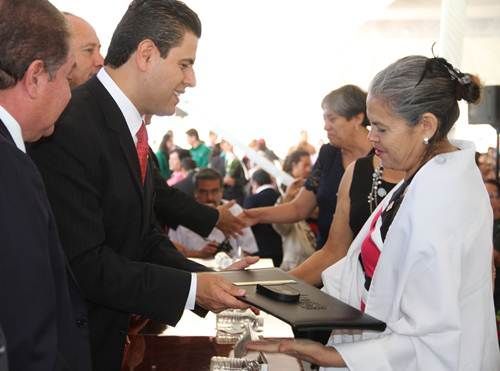 gobernador-maestros3