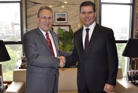 alonso-embajador-1 alonso-embajador-1