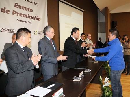 premio-contraloria-1