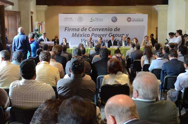 firma-secretario-energia-3