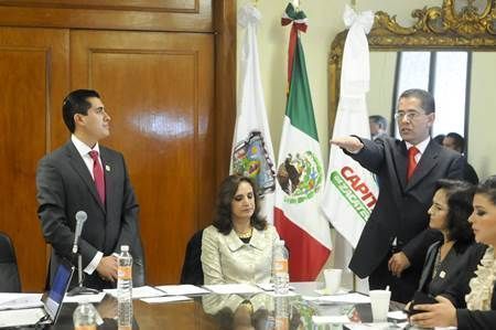 funcionarios-2 funcionarios-2