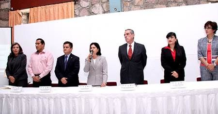 taller-derechos-indigenas taller-derechos-indigenas
