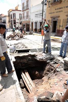 trabajos-hundimiento-1 trabajos-hundimiento-1