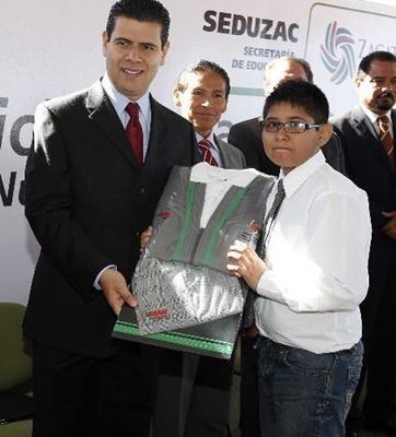 gobernador-uniformes-1