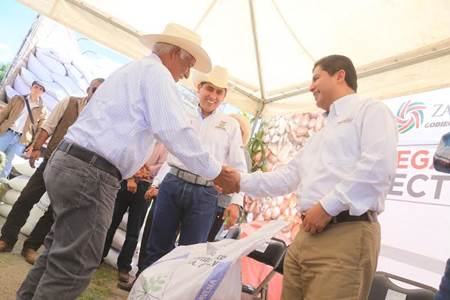 apoyos-campo-1