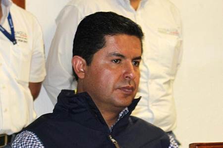 enrique-flores enrique-flores