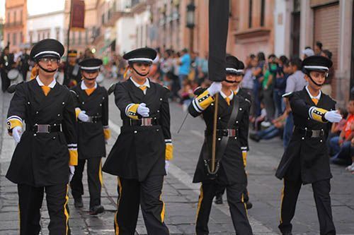 desfile-escoltas-zacatecas