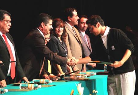 graduacion-cobaez