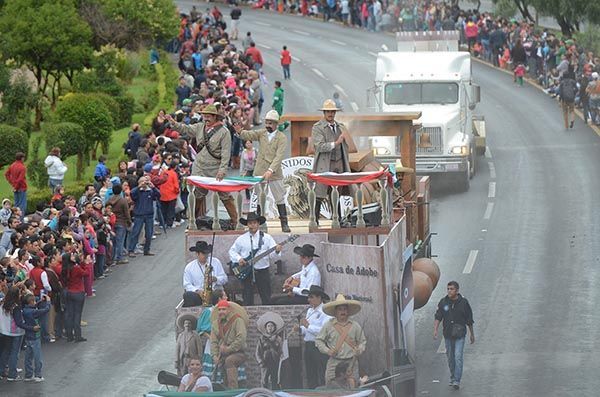 desfile-toma-zacatecas-4