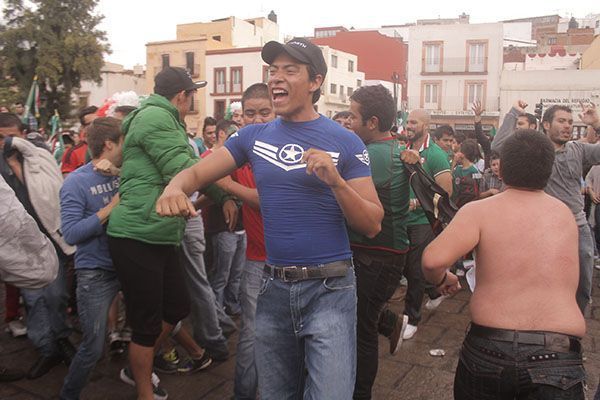 celebracion-partido-mexico-17