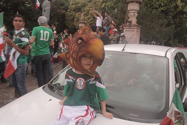 celebracion-partido-mexico-22