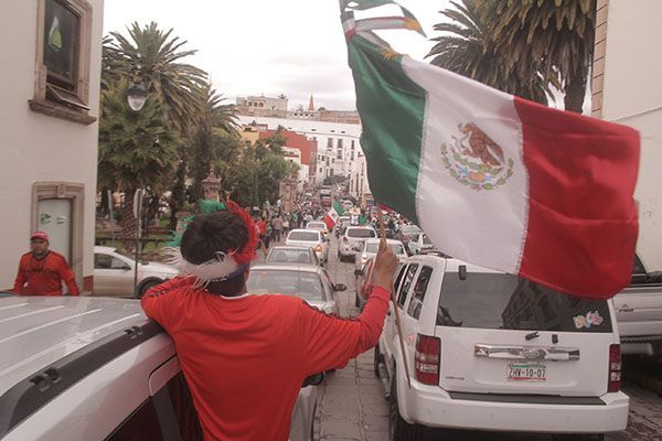 celebracion-partido-mexico-24