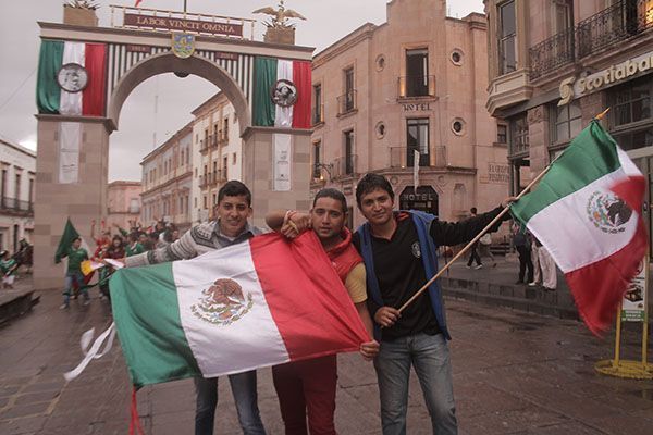 celebracion-partido-mexico-26