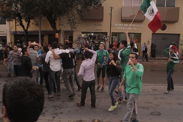 celebracion-partido-mexico-33