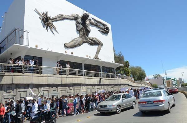 marcha-alumnos-uaz-4